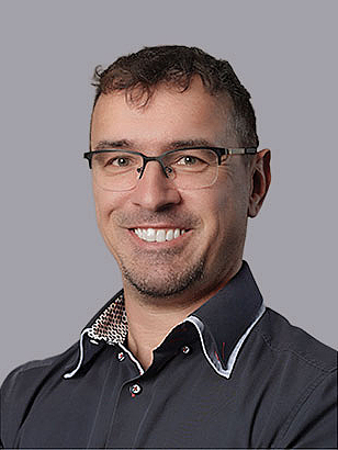 Dr. Jan Henkel