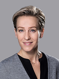  Katrin Nell