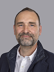 Prof. Dr. Bernd Stauß Prof. Dr. Bernd Stauß