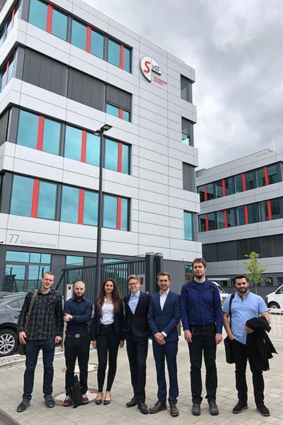 Projektgruppe bei der Syss GmbH in Tübingen