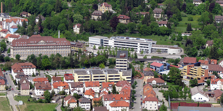 Eingebettet ins Stadtbild und dessen fester Bestandteil: die Hochschule in Albstadt.