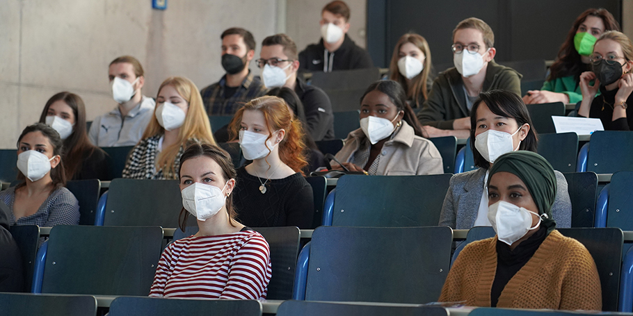 Die Studienanfängerinnen und -anfänger der Fakultät Life Sciences