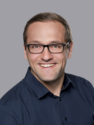 Dr. Daniel Schniertshauer
